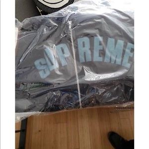 SUPREME Black Zip Up Hoodie